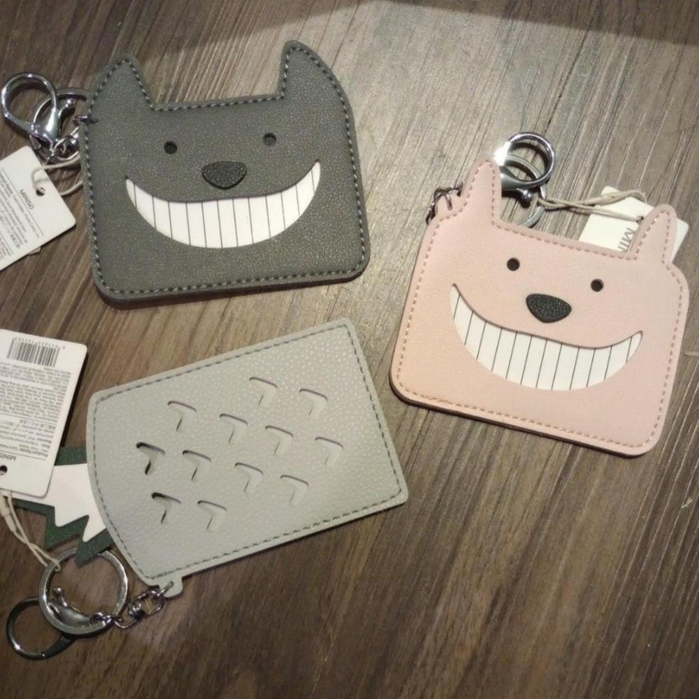 Miniso Life Cat Pineapple Keychain Wallet Cardholder